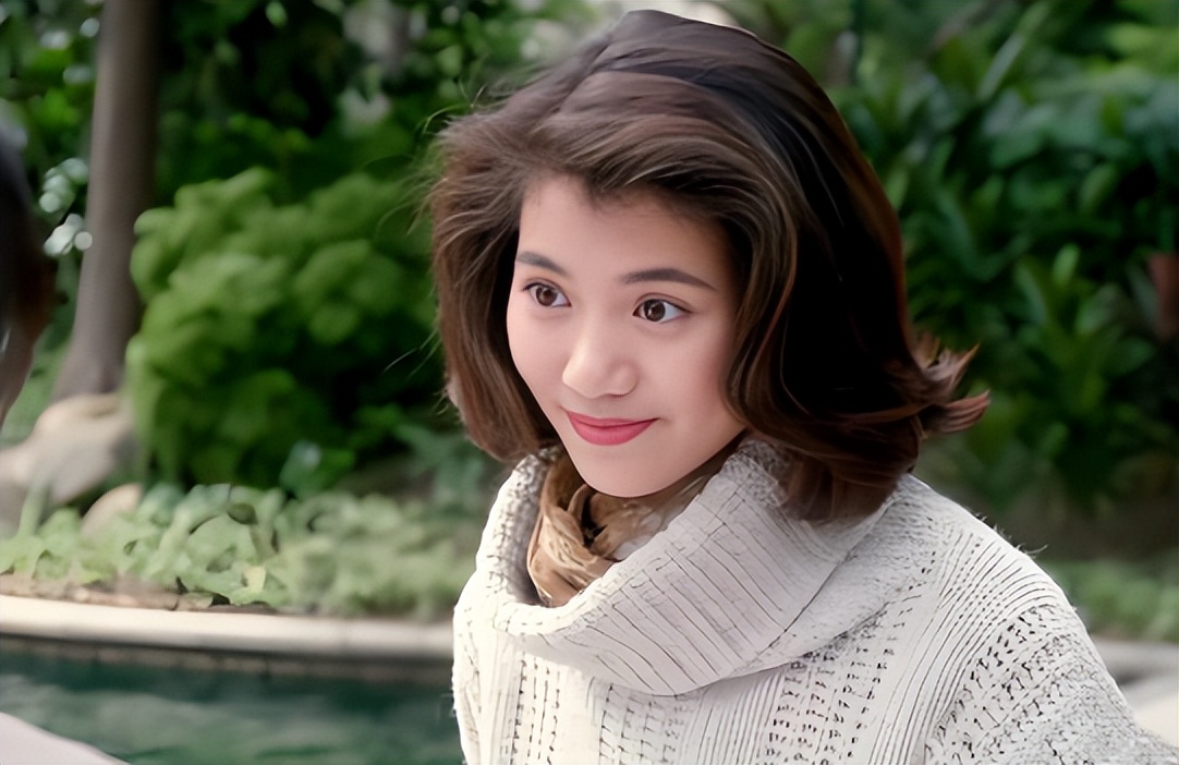 短发造型经典女星_短发女明星机场_港圈短发美女
